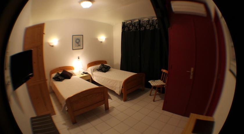 Hotel De La Pomme De Pin Vieux-Boucau-les-Bains Værelse billede