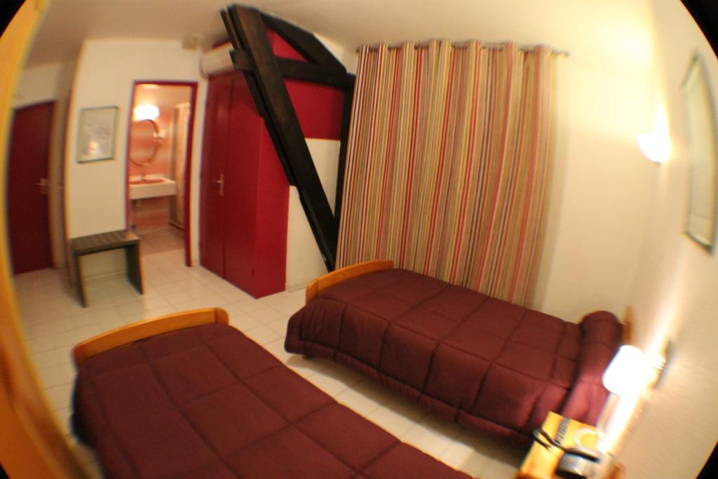 Hotel De La Pomme De Pin Vieux-Boucau-les-Bains Værelse billede
