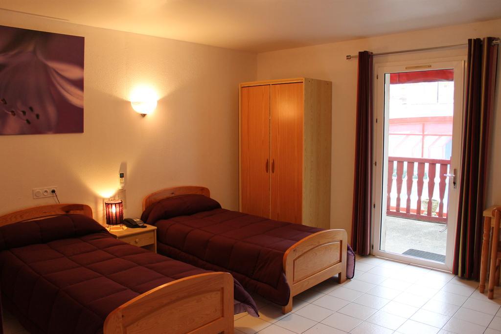 Hotel De La Pomme De Pin Vieux-Boucau-les-Bains Værelse billede
