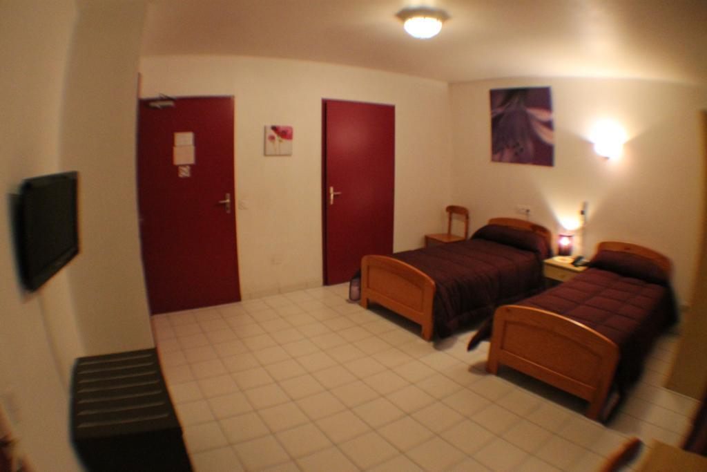 Hotel De La Pomme De Pin Vieux-Boucau-les-Bains Værelse billede